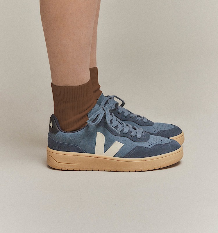veja baskets v-90 su&egrave;de bleu vd0303848