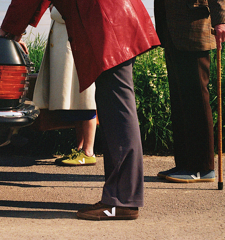 veja baskets volley su&egrave;de marron vo0320888